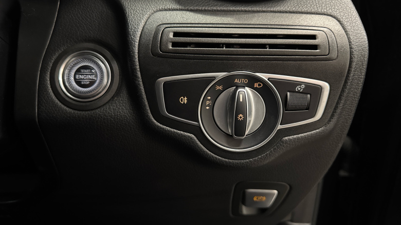 Mercedes-Benz GLC 220d 4Matic AMG Line 5dr 9G-Tronic Diesel Estate